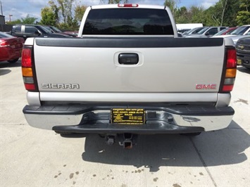 2004 GMC Sierra 1500 Work Truck   - Photo 5 - Cincinnati, OH 45255