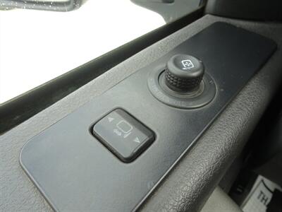 2011 Ford F-250 Super Duty Lariat  Aluminum Flatbed - Photo 49 - Cincinnati, OH 45255