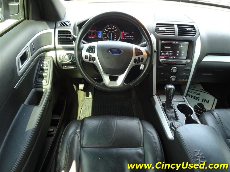 2015 Ford Explorer XLT - Photo 11 - Cincinnati, OH 45255