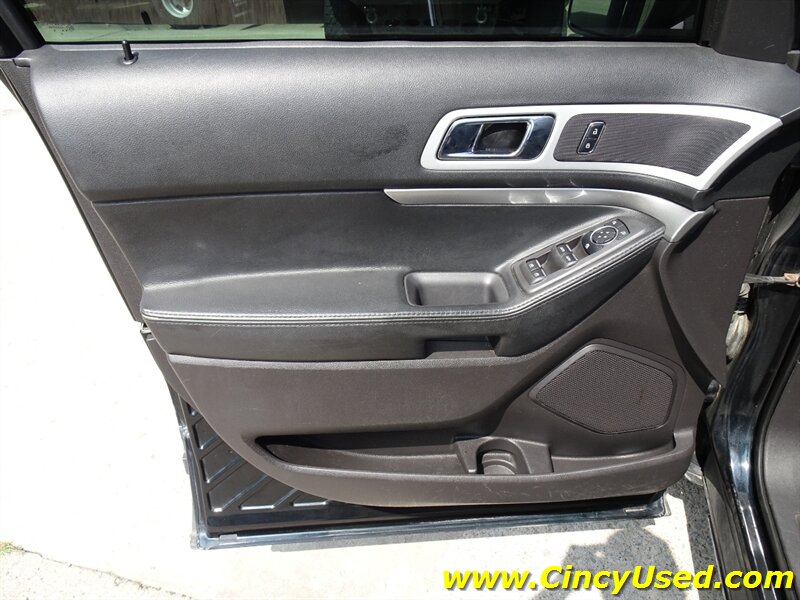 2015 Ford Explorer XLT - Photo 29 - Cincinnati, OH 45255
