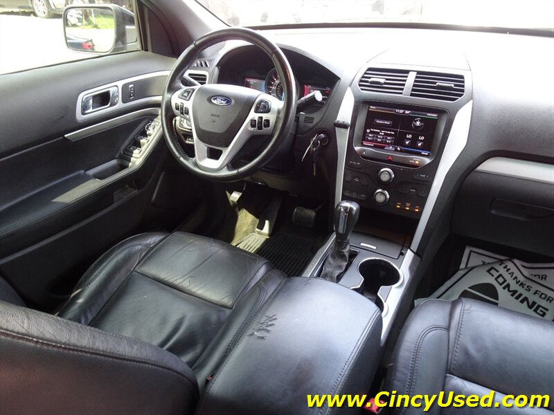 2015 Ford Explorer XLT - Photo 17 - Cincinnati, OH 45255