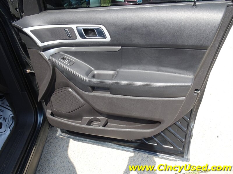 2015 Ford Explorer XLT - Photo 30 - Cincinnati, OH 45255