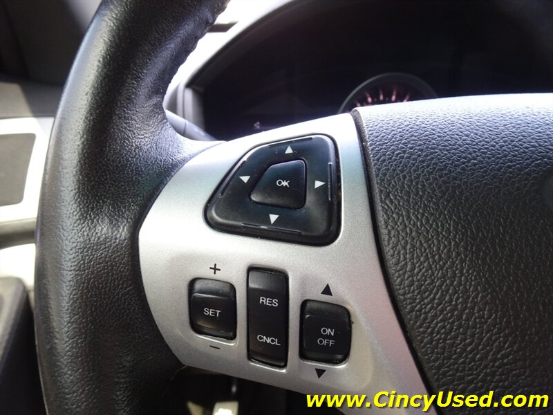 2015 Ford Explorer XLT - Photo 24 - Cincinnati, OH 45255