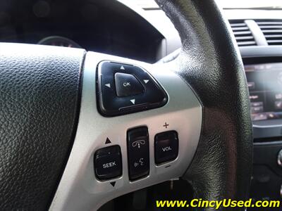 2015 Ford Explorer XLT   - Photo 25 - Cincinnati, OH 45255