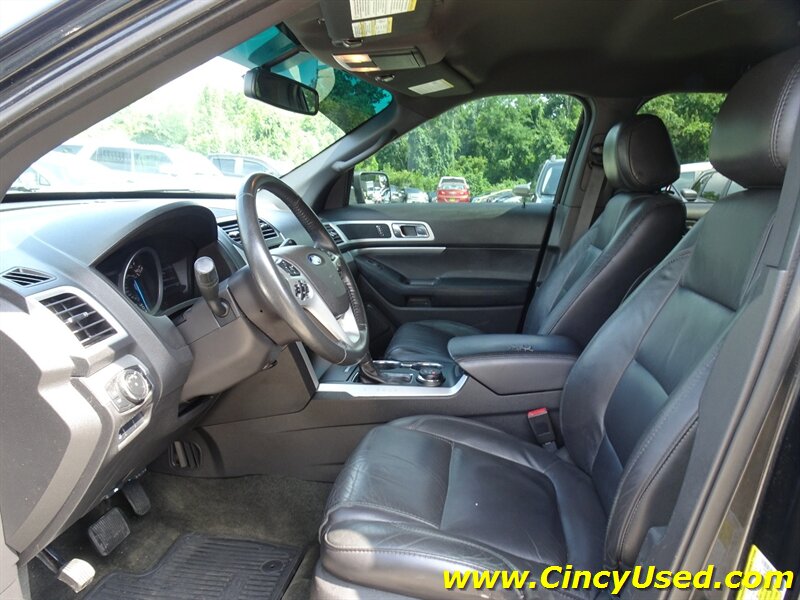2015 Ford Explorer XLT - Photo 12 - Cincinnati, OH 45255