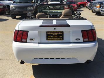 2004 Ford Mustang GT Deluxe   - Photo 5 - Cincinnati, OH 45255