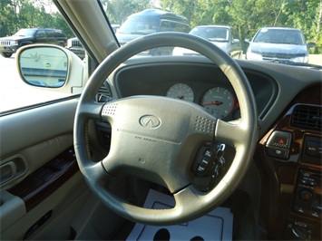 2000 INFINITI QX4   - Photo 19 - Cincinnati, OH 45255