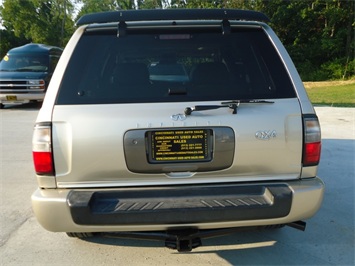 2000 INFINITI QX4   - Photo 5 - Cincinnati, OH 45255