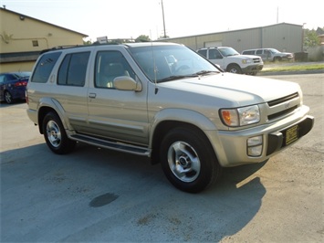 2000 INFINITI QX4   - Photo 1 - Cincinnati, OH 45255