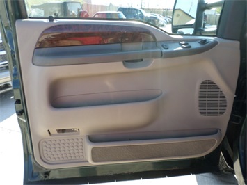 2001 Ford F-350 Super Duty Lariat   - Photo 18 - Cincinnati, OH 45255