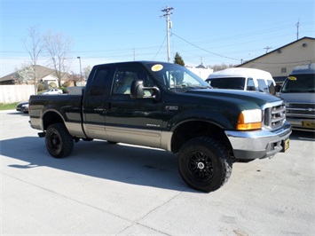 2001 Ford F-350 Super Duty Lariat   - Photo 1 - Cincinnati, OH 45255