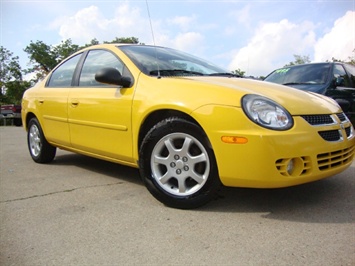 2003 Dodge Neon SXT   - Photo 10 - Cincinnati, OH 45255