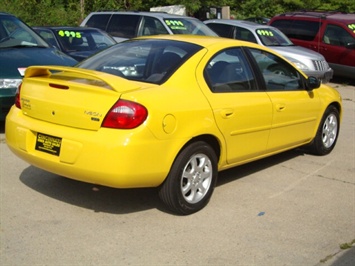 2003 Dodge Neon SXT   - Photo 5 - Cincinnati, OH 45255