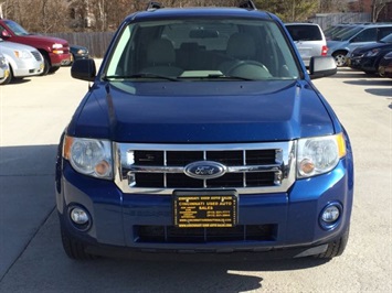 2008 Ford Escape XLT   - Photo 2 - Cincinnati, OH 45255