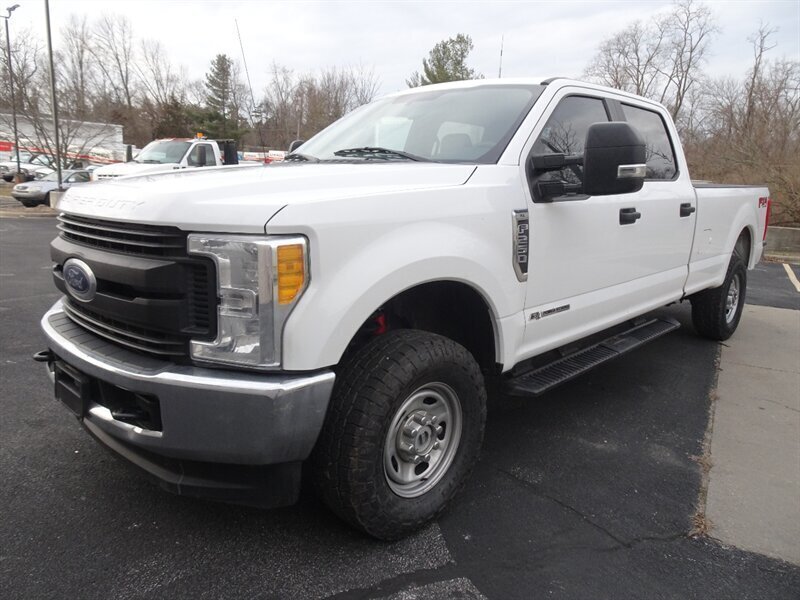 2017 Ford F-250 Super Duty XL Powerstroke V8 4X4 - Photo 32 - Cincinnati, OH 45255