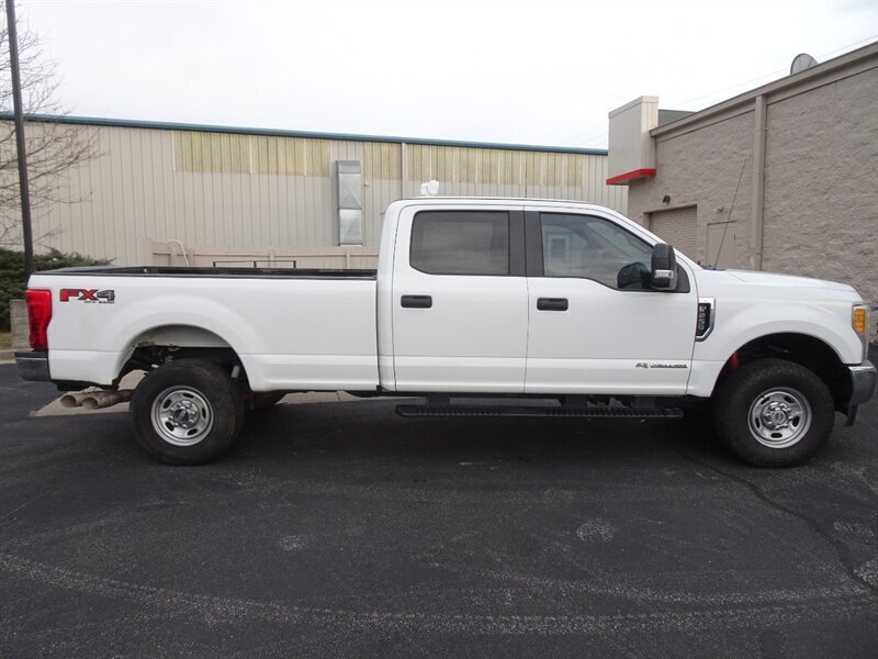 2017 Ford F-250 Super Duty XL Powerstroke V8 4X4 - Photo 12 - Cincinnati, OH 45255