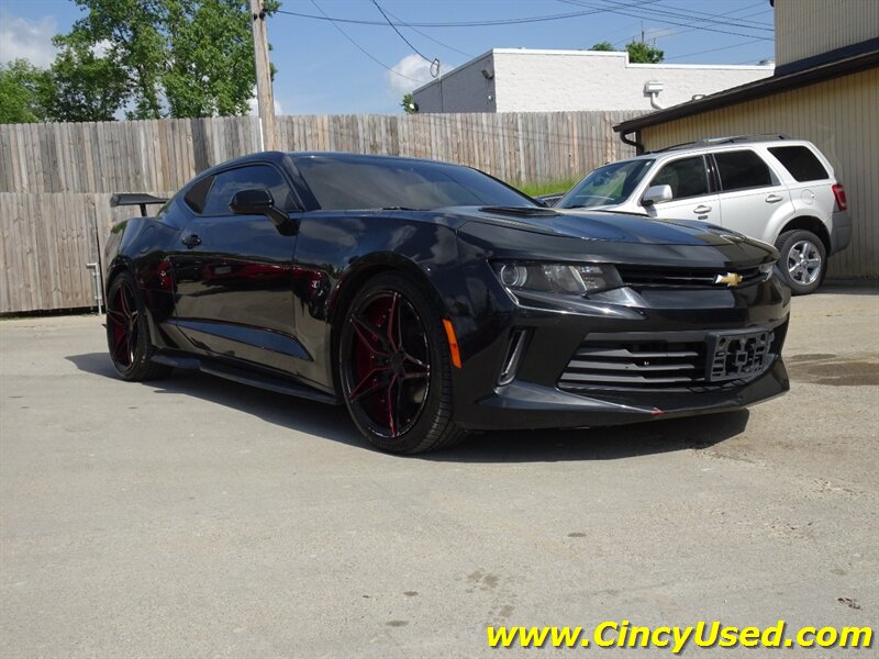 2016 Chevrolet Camaro LT - Photo 4 - Cincinnati, OH 45255