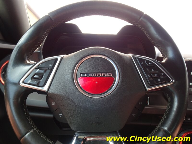 2016 Chevrolet Camaro LT - Photo 21 - Cincinnati, OH 45255
