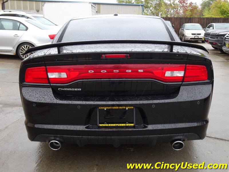 2012 Dodge Charger SRT8   - Photo 10 - Cincinnati, OH 45255