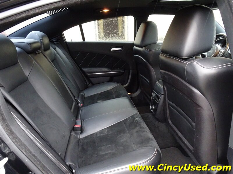 2012 Dodge Charger SRT8   - Photo 16 - Cincinnati, OH 45255
