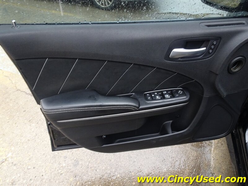 2012 Dodge Charger SRT8   - Photo 30 - Cincinnati, OH 45255