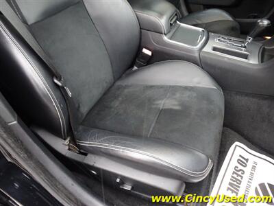 2012 Dodge Charger SRT8   - Photo 32 - Cincinnati, OH 45255