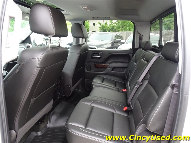 2016 GMC Sierra 1500 SLT - Photo 14 - Cincinnati, OH 45255