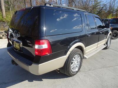 2007 Ford Expedition EL Eddie Bauer  Extended 4X4 - Photo 5 - Cincinnati, OH 45255