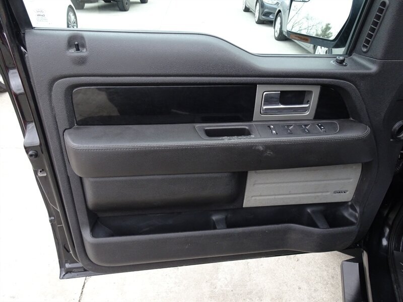 2012 Ford F-150 Platinum 3.5L Ecoboost V6 4X4 - Photo 28 - Cincinnati, OH 45255