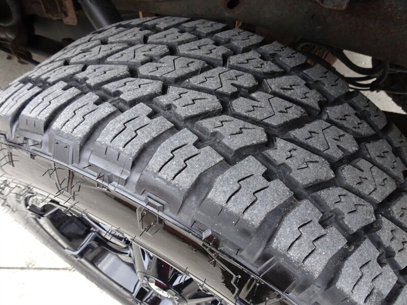 2012 Ford F-150 Platinum 3.5L Ecoboost V6 4X4 - Photo 36 - Cincinnati, OH 45255