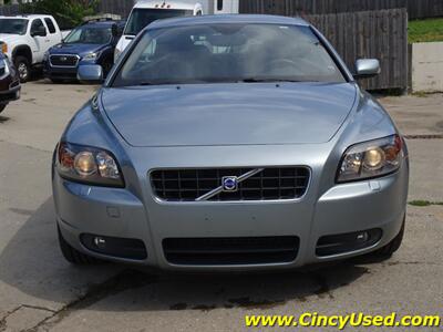 2006 Volvo C70 T5   - Photo 2 - Cincinnati, OH 45255