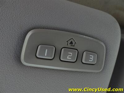 2006 Volvo C70 T5   - Photo 24 - Cincinnati, OH 45255