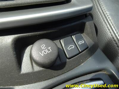 2006 Volvo C70 T5   - Photo 18 - Cincinnati, OH 45255