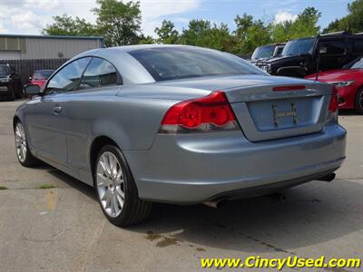 2006 Volvo C70 T5   - Photo 9 - Cincinnati, OH 45255