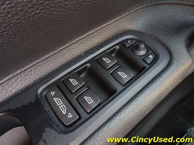 2006 Volvo C70 T5   - Photo 23 - Cincinnati, OH 45255