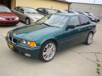 1992 BMW 318i   - Photo 3 - Cincinnati, OH 45255