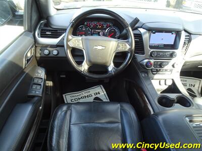 2016 Chevrolet Suburban LT   - Photo 9 - Cincinnati, OH 45255