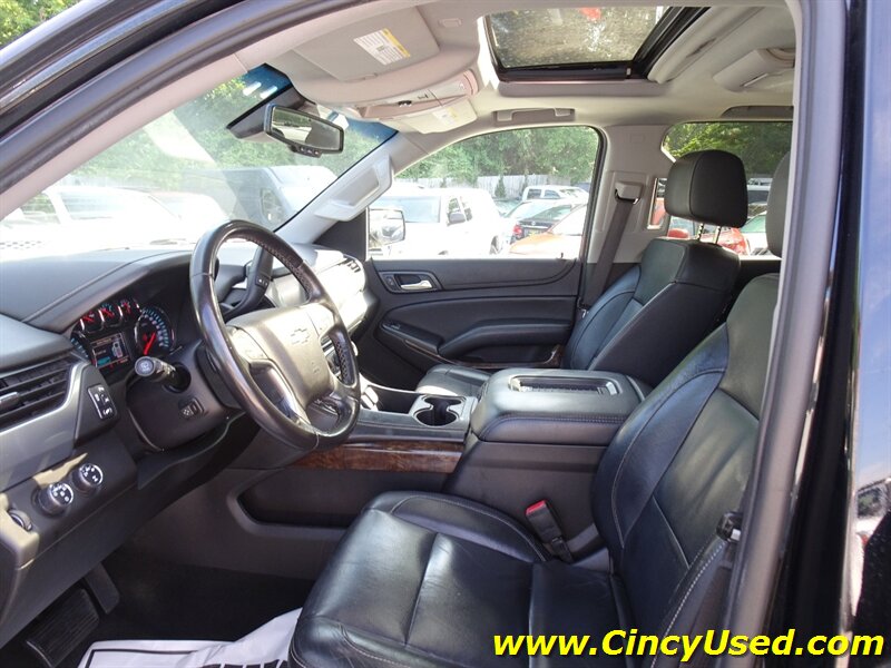 2016 Chevrolet Suburban LT - Photo 10 - Cincinnati, OH 45255
