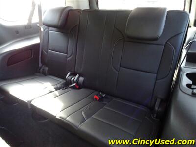 2016 Chevrolet Suburban LT   - Photo 24 - Cincinnati, OH 45255