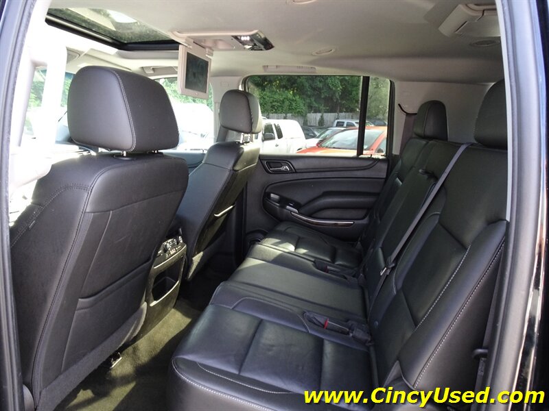 2016 Chevrolet Suburban LT - Photo 13 - Cincinnati, OH 45255