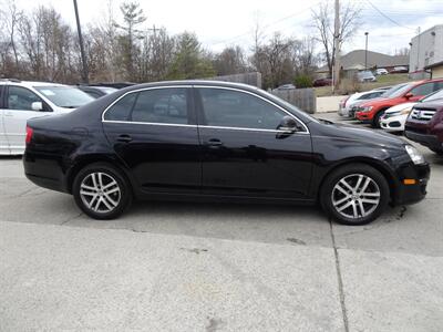 2006 Volkswagen Jetta 2.5   - Photo 5 - Cincinnati, OH 45255