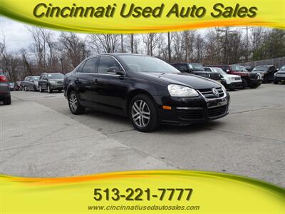 2006 Volkswagen Jetta 2.5   - Photo 1 - Cincinnati, OH 45255