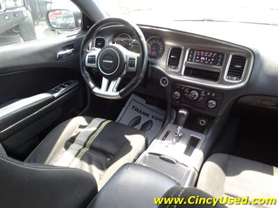 2012 Dodge Charger SRT8 Super Bee - Photo 15 - Cincinnati, OH 45255