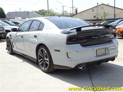 2012 Dodge Charger SRT8 Super Bee - Photo 9 - Cincinnati, OH 45255