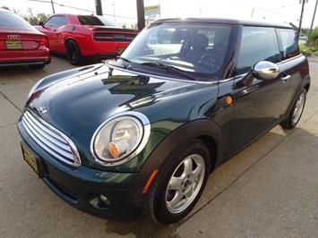 2010 MINI Cooper   - Photo 9 - Cincinnati, OH 45255