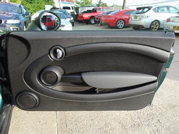 2010 MINI Cooper   - Photo 25 - Cincinnati, OH 45255