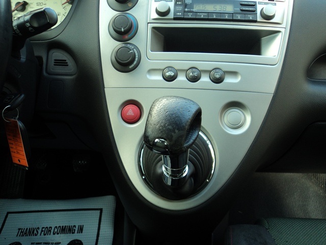 2003 Honda Civic Si - Photo 18 - Cincinnati, OH 45255