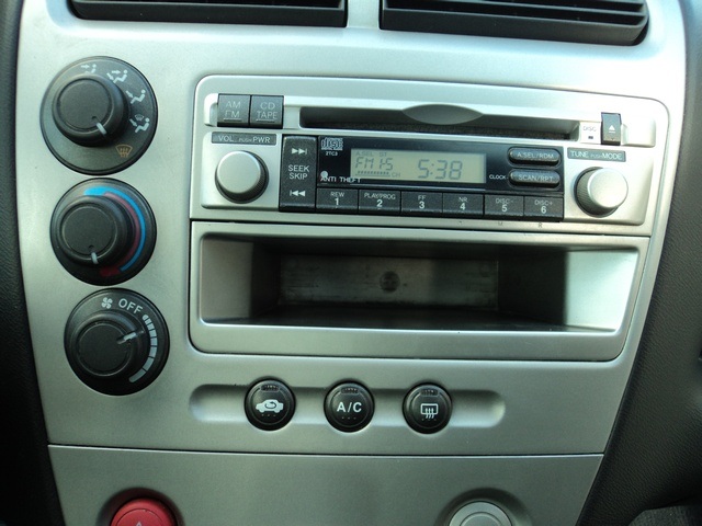 2003 Honda Civic Si - Photo 19 - Cincinnati, OH 45255