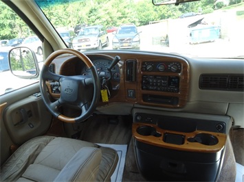 2000 Chevrolet Express   - Photo 14 - Cincinnati, OH 45255