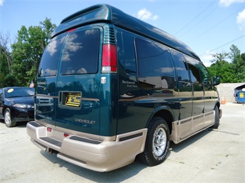 2000 Chevrolet Express   - Photo 13 - Cincinnati, OH 45255